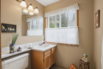 Swimming Pool Photo of 3300 Manning Crescent, North Vancouver, BC