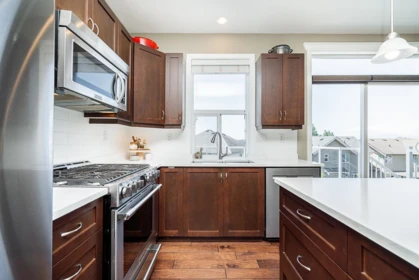 Kitchen Island Photo of 6069 163b Street, Surrey, BC