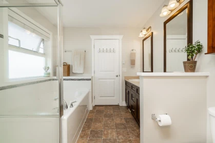 Laundry Room Photo of 6069 163b Street, Surrey, BC
