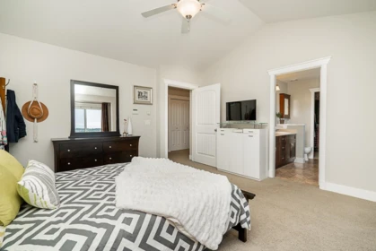 Powder Room Photo of 6069 163b Street, Surrey, BC