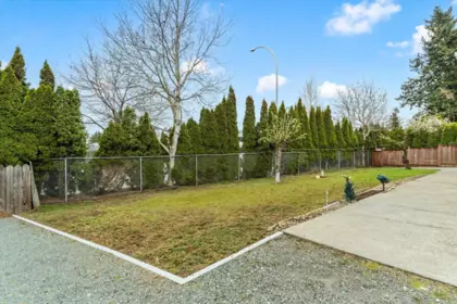 Garden / Landscaping Photo of 3180 Coronation Court, Abbotsford, BC