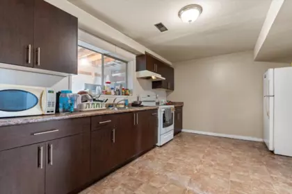 Laundry Room Photo of 3180 Coronation Court, Abbotsford, BC