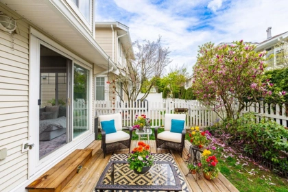 Front Yard Photo of 53 12110 75a Avenue, Surrey, BC