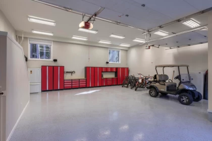 Basement Recreation Room Photo of 17438 28 Avenue, Surrey, BC