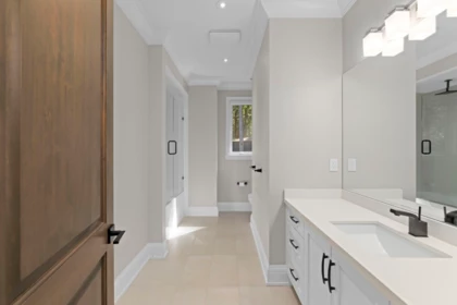 Garage Interior Photo of 17438 28 Avenue, Surrey, BC