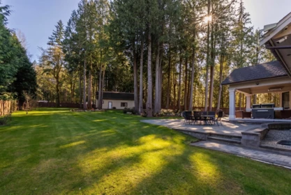 Garden / Landscaping Photo of 17438 28 Avenue, Surrey, BC