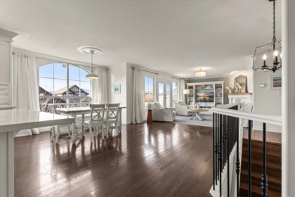 Kitchen Island Photo of 50950 Ford Creek Place, Chilliwack, BC