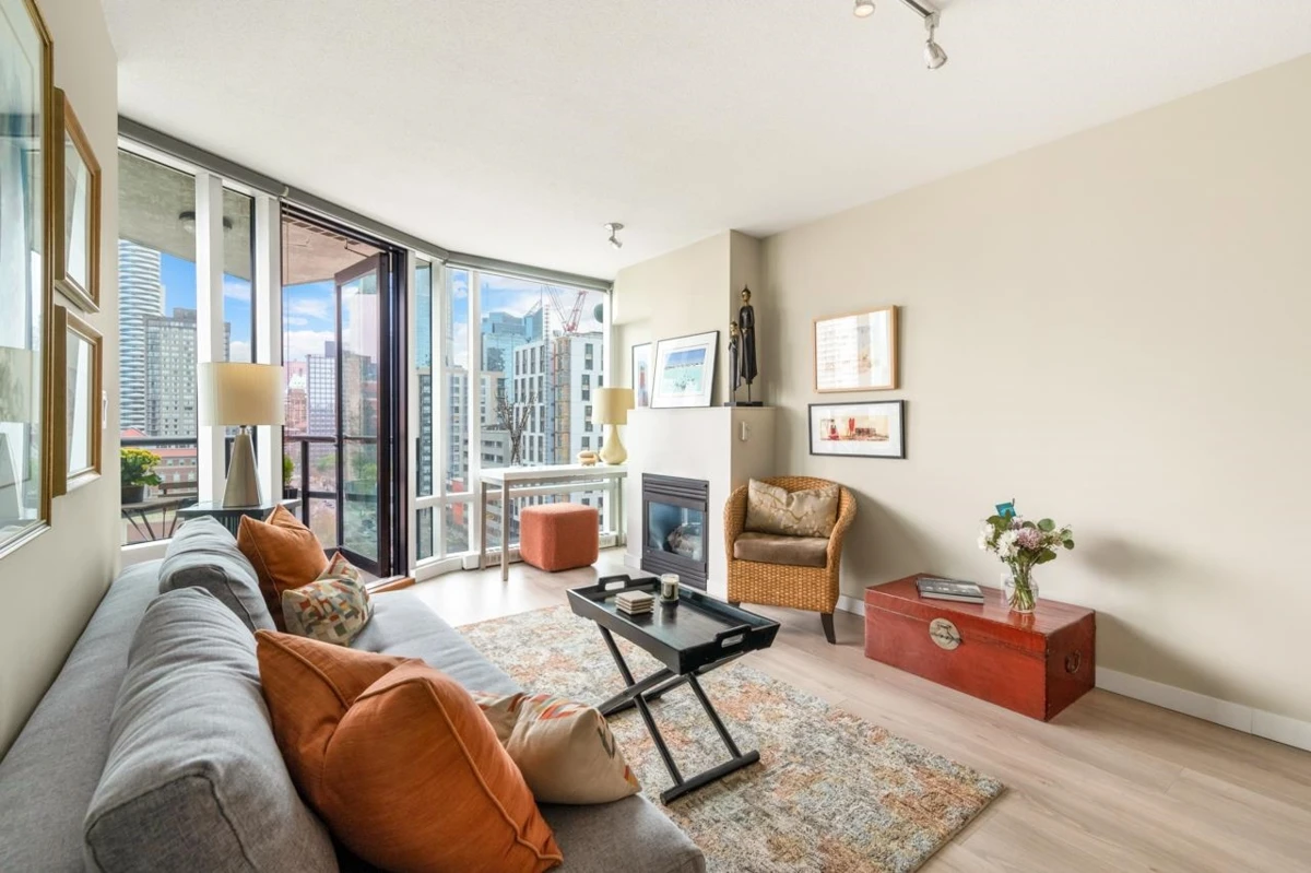 Family Room Photo of 1301 1003 Burnaby Street, Vancouver, BC
