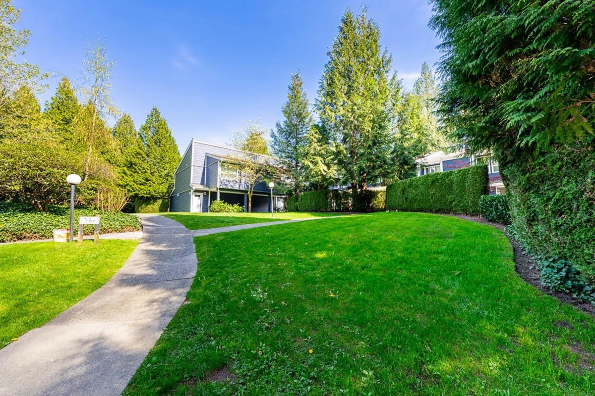 Family Room Photo of 22 9151 Forest Grove Drive, Burnaby, BC