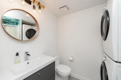 Guest Bathroom Photo of 22 9151 Forest Grove Drive, Burnaby, BC