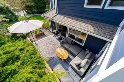 Swimming Pool Photo of 22 9151 Forest Grove Drive, Burnaby, BC