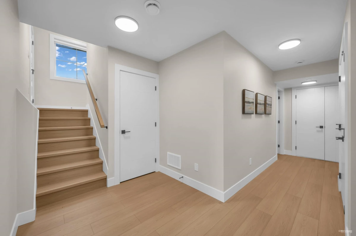 Family Room Photo of 4 11384 207 Street, Maple Ridge, BC