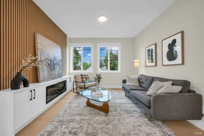 Breakfast Nook Photo of 4 11384 207 Street, Maple Ridge, BC