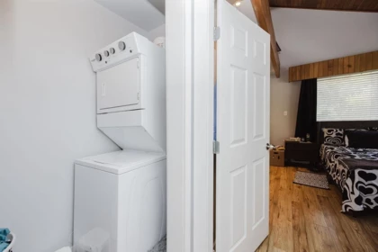 Office / Den Photo of 5899 Spriggs Road, Madeira Park, BC