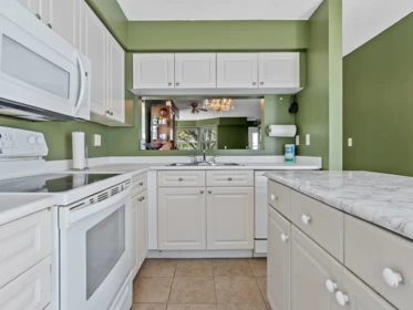 Guest Bathroom Photo of 54 13706 74 Avenue, Surrey, BC