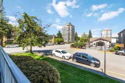 Staircase Photo of 107 22222 119 Avenue, Maple Ridge, BC