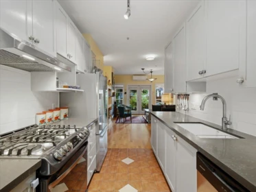 1320 Victoria Drive, Vancouver, BC, Vancouver — Half Duplex for sale