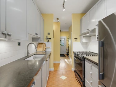 Kitchen Photo of 1320 Victoria Drive, Vancouver, BC