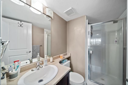 Basement Recreation Room Photo of 219 32725 George Ferguson Way, Abbotsford, BC
