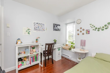 Mudroom Photo of 74 16388 85 Ave Avenue, Surrey, BC