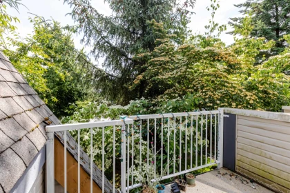 Primary Bedroom Photo of 74 16388 85 Ave Avenue, Surrey, BC