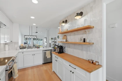 Breakfast Nook Photo of 34 17516 4 Avenue, Surrey, BC