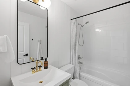 Entry Foyer Photo of 34 17516 4 Avenue, Surrey, BC