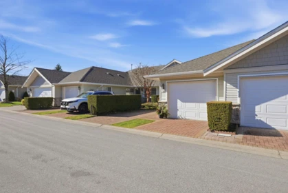 Front Yard Photo of 34 17516 4 Avenue, Surrey, BC