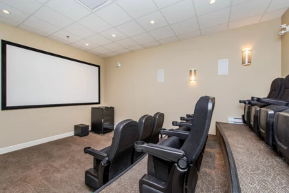 Fitness Center Photo Near 306 15195 36 Avenue, Surrey, BC