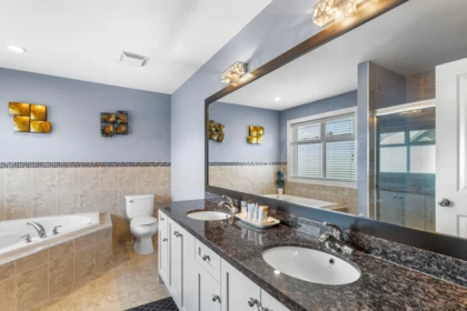 Hallway Photo of 32615 Appleby Court, Mission, BC