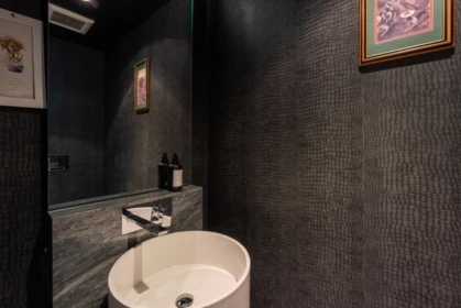 Powder Room Photo of 4602 1151 W Georgia Street, Vancouver, BC