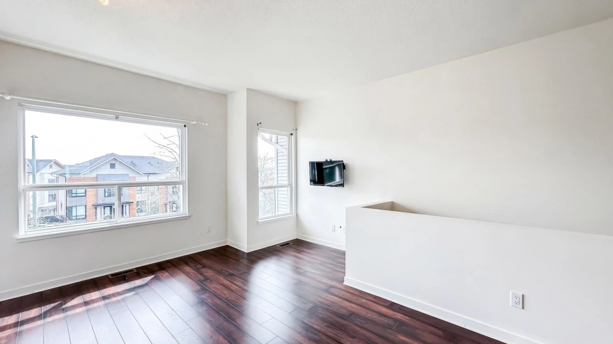 Living Room Photo of 19 15065 58 Avenue, Surrey, BC
