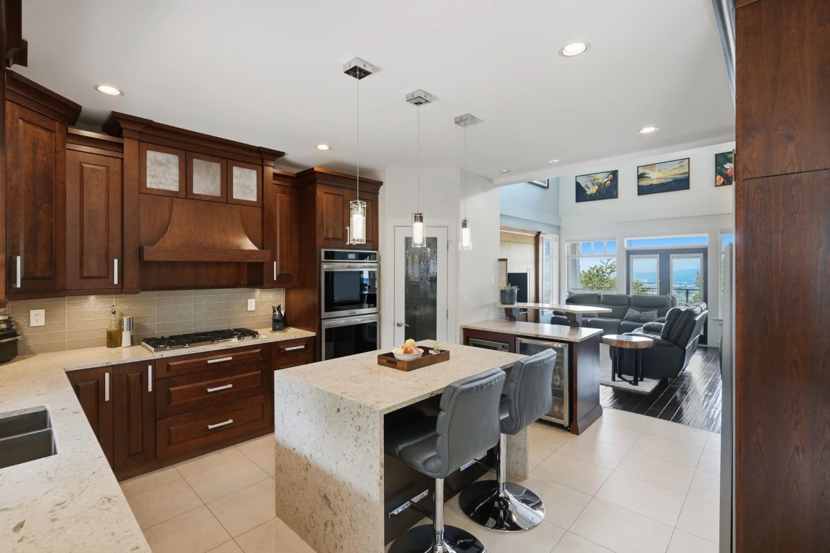 Family Room Photo of 35812 Westview Boulevard, Abbotsford, BC