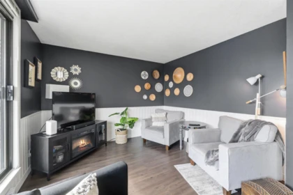 Laundry Room Photo of 305 1521 George Street, White Rock, BC