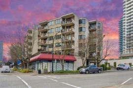 305 1521 George Street, White Rock, BC