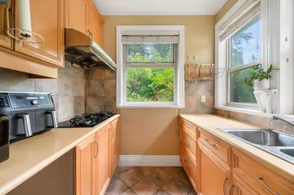 Breakfast Nook Photo of 6561 Mckenzie Drive, Delta, BC
