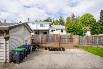 Hot Tub / Spa Photo of 13053 96a Avenue, Surrey, BC