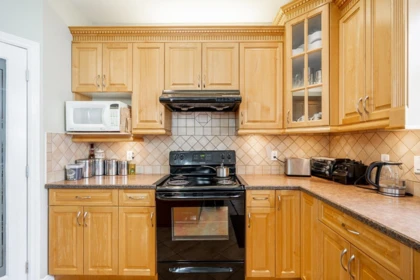 Primary Bedroom Photo of 13053 96a Avenue, Surrey, BC