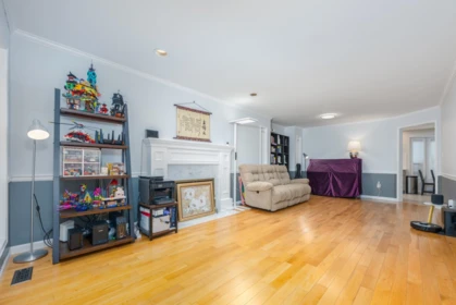 Primary Bedroom Photo of 7865 163 Street, Surrey, BC