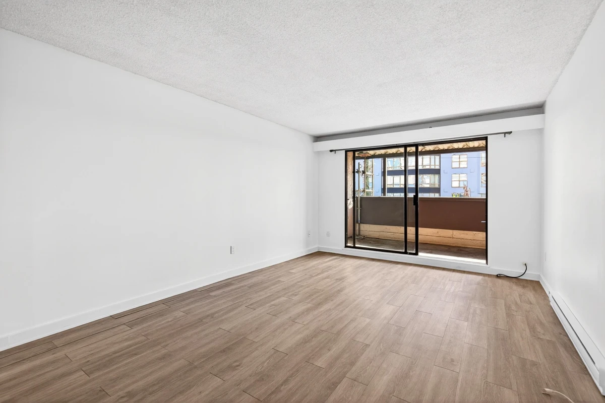 Family Room Photo of 108 45 Fourth Street, New Westminster, BC