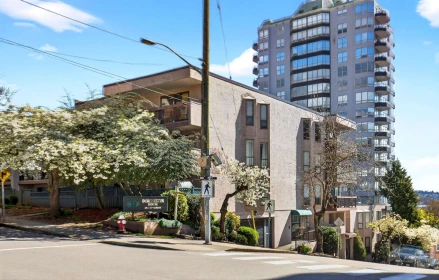 Garden / Landscaping Photo of 108 45 Fourth Street, New Westminster, BC