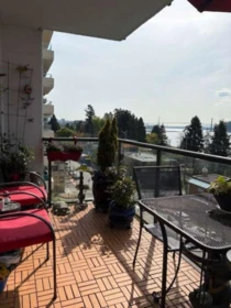 Breakfast Nook Photo of 404 1845 Bellevue Avenue, West Vancouver, BC