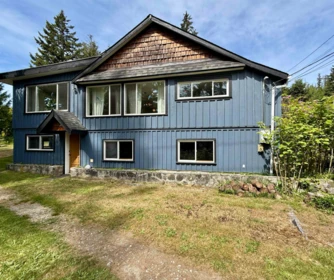 Staircase Photo of 6376 Sunshine Coast Highway, Sechelt, BC