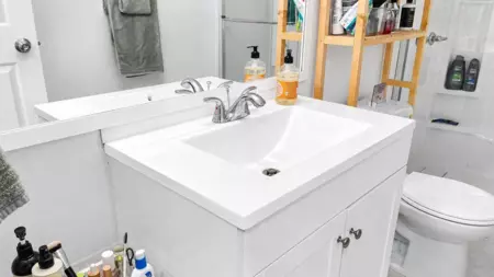 Powder Room Photo of 4 32821 6 Avenue, Mission, BC