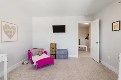 Basement Recreation Room Photo of A 50249 Luna Place, Chilliwack, BC