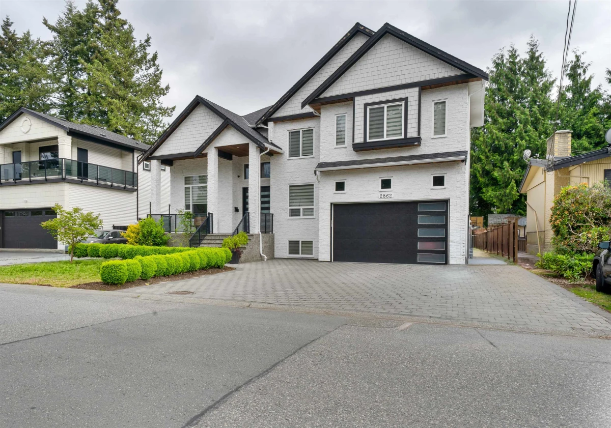 Living Room Photo of 2862 Princess Street, Abbotsford, BC