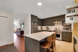 6 1204 Main Street, Squamish, BC