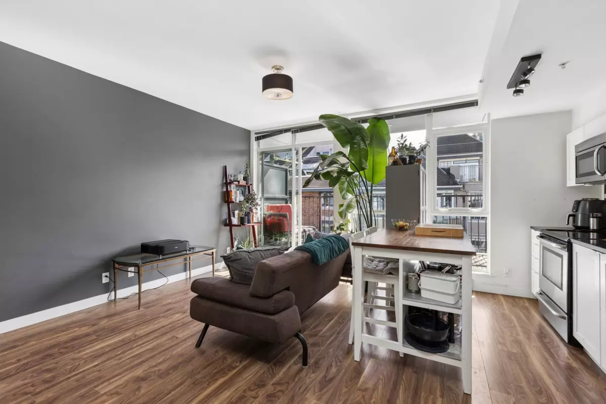 Living Room Photo of 406 2511 Quebec Street, Vancouver, BC
