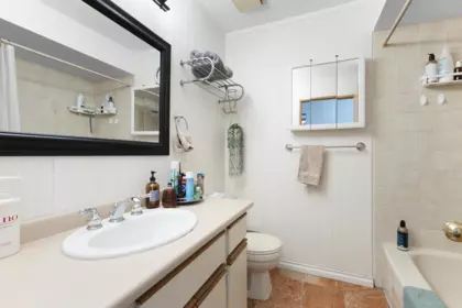 Basement Recreation Room Photo of 15971 101a Avenue, Surrey, BC