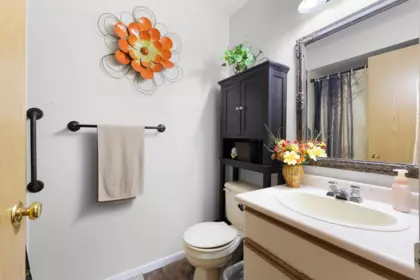 Hot Tub / Spa Photo of 15971 101a Avenue, Surrey, BC